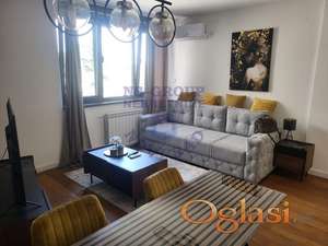 LUX garsonjera- Salajka!